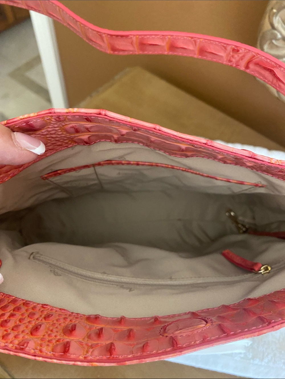 Brahmin Braelynn Shoulder Bag in Coral Snapdragon NWT - Picture 3 of 3